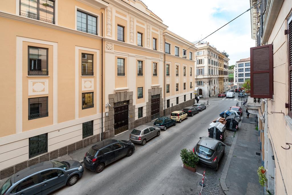 Residenza Francesco Colosseo Rom Exterior foto